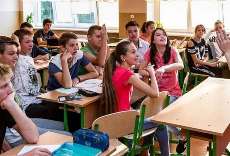 Будапешт резко нарастил финансовую поддержку учащимся школ Закарпатья с преподаванием на венгерском языке
