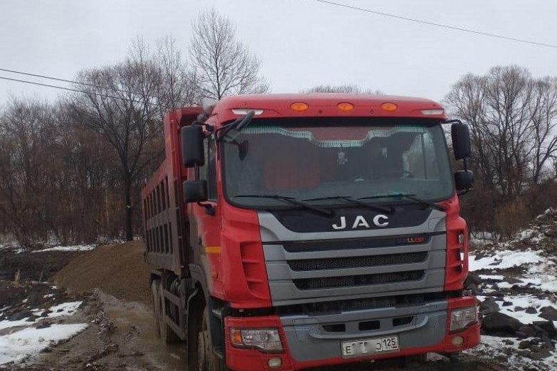 ДРСК: Выполнение несанкционированных работ в охранных зонах ЛЭП недопустимо