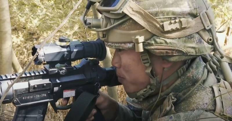 Китай переходит к призыву на военную службу «квалифицированных студентов» колледжей