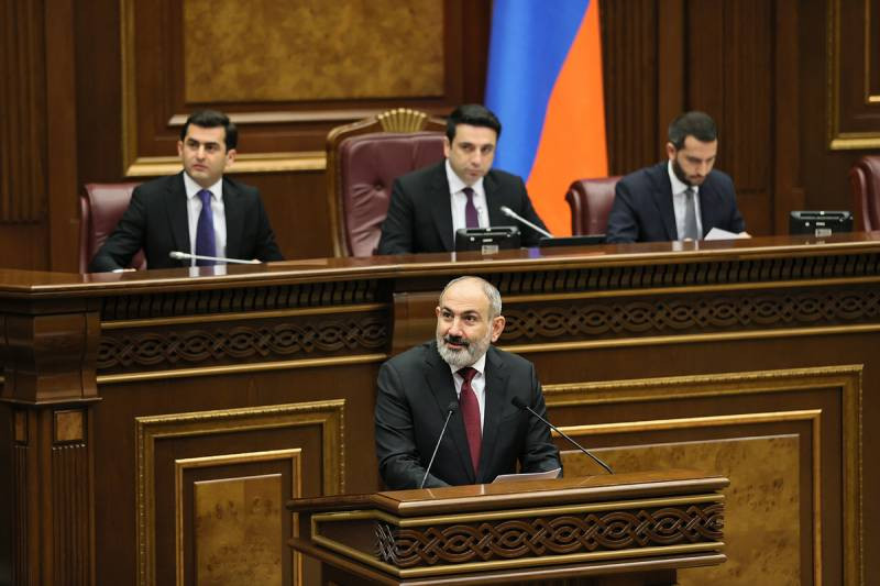 Армянский премьер предложил свой рецепт установления прочного мира в Закавказье
