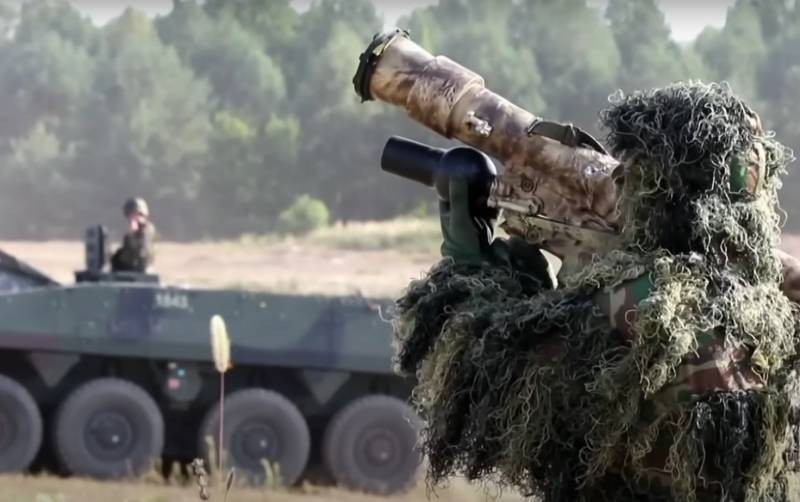 Польские власти заявили, что планируют создать самую сильную сухопутную армию в Европе