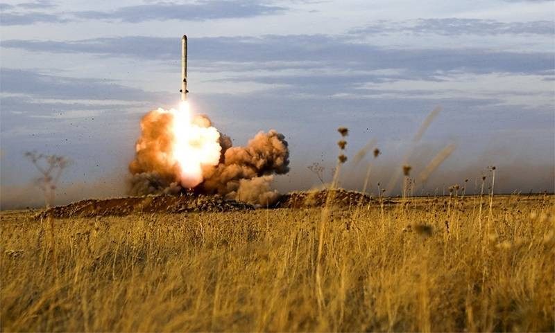 Россия не исключает прекращения действия одностороннего моратория на развертывание ракет средней и меньшей дальности