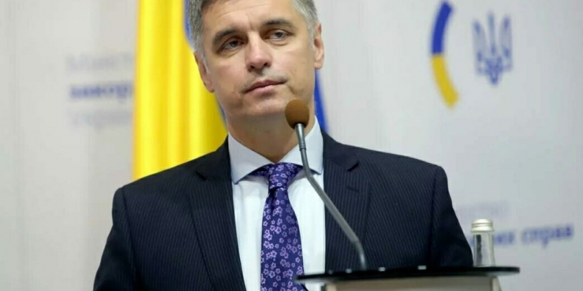 Россия погасила долг СССР за Украину,но им этого мало и ещё денег требуют