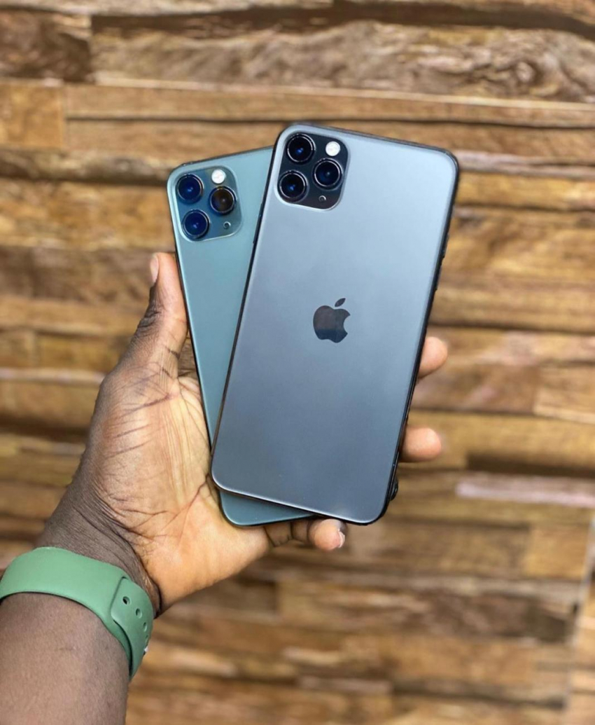iPhone 11 Pro Max в России стал дешевле на 30%