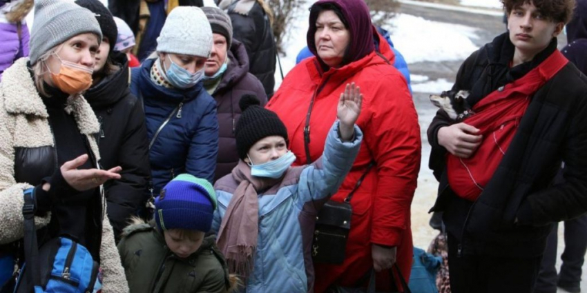 Поляки уже стонут: раздражение от украинских беженцев достигает критической точки