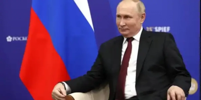 Тайна золотого кольца: жест Путина на встрече с главами стран СНГ привел Запад в замешательство