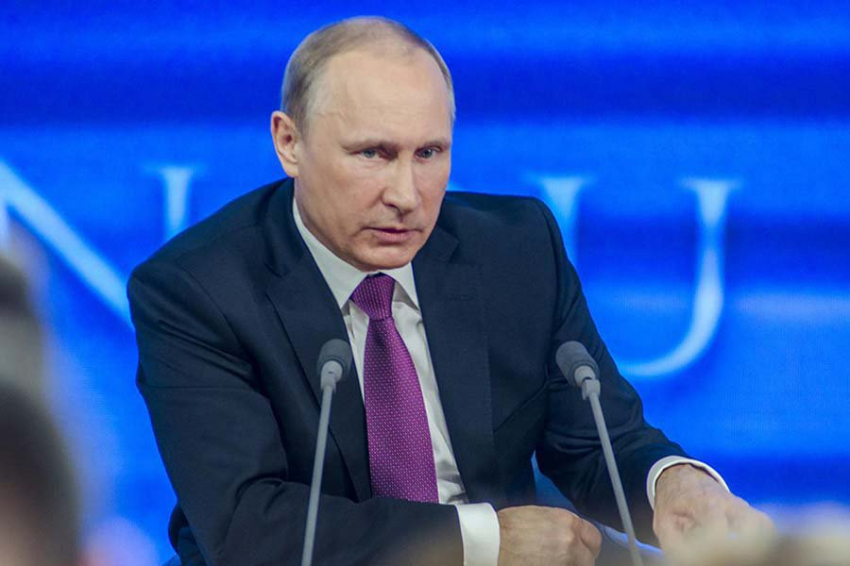 Владимир Путин посетил штаб группировки войск "Днепр" и Нацгвардии "Восток"