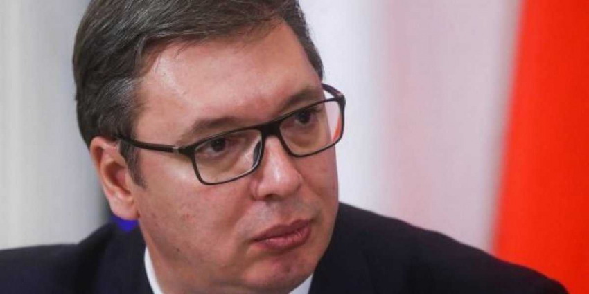 Вучич не исключил использования армии Сербии в Косово в случае бездействия НАТО