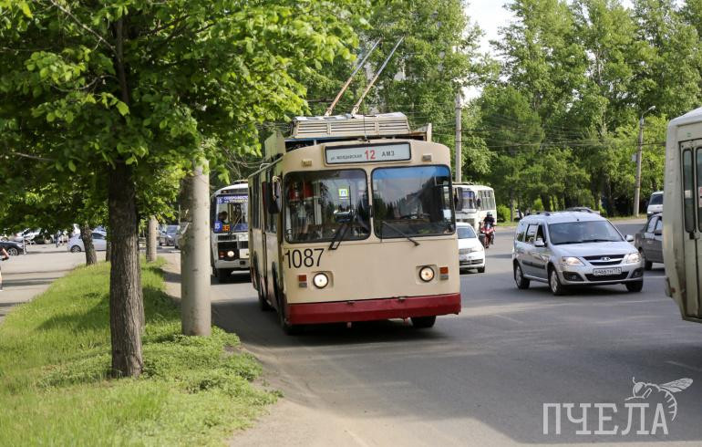 В Челябинске четыре популярных троллейбуса изменят маршруты на майские праздники