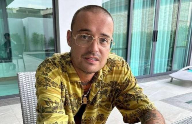 Рэпер Гуф подарил своему сыну игровой ноутбук на день рождения