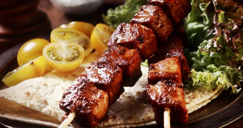Готовим шашлык вместе: как сделать вкуснейшее блюдо для семьи и друзей