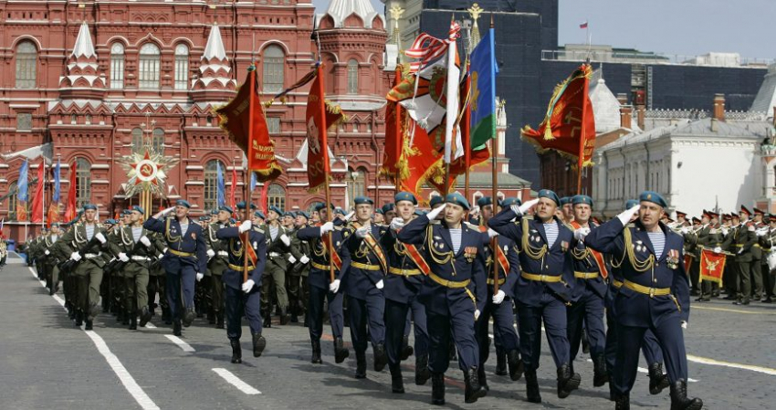Прямая трансляция Парада Победы в Москве 9 мая 2023 года: где можно посмотреть, площадки для наблюдения