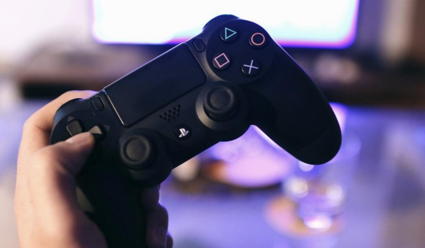 Создатели Revival: Recolonization добавили в игру близняшек и Рафика из Atomic Heart