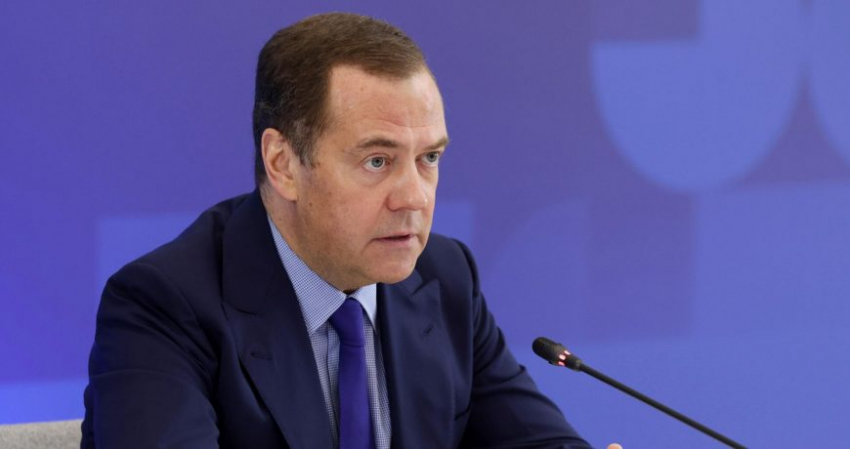 Медведев заявил о трёх вариантах исчезновения Украины: какой сценарий устроит РФ