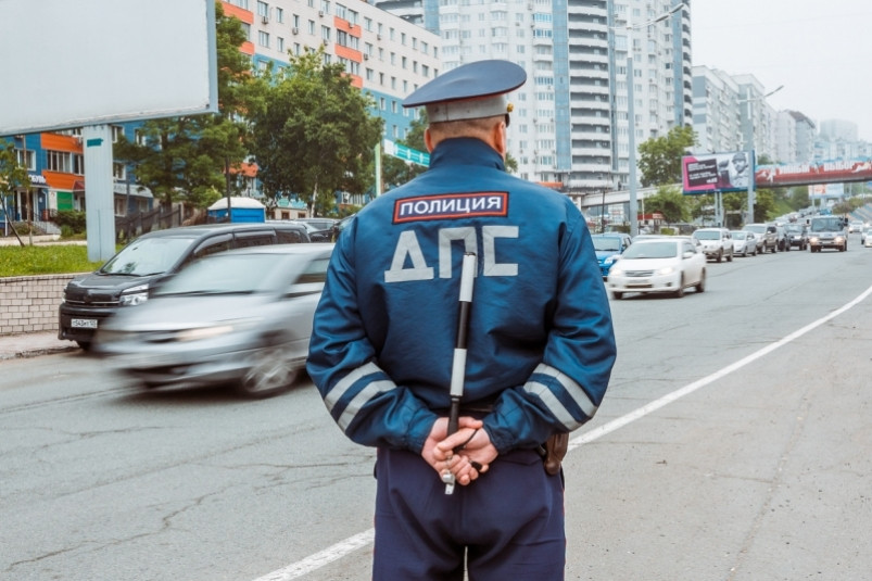Сотрудники ГИБДД Владивостока перешли на усиленный режим работы из-за ухудшения погоды