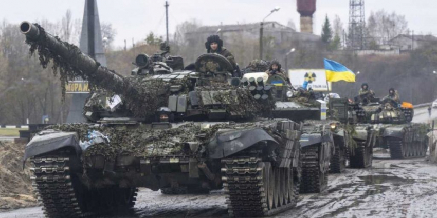 Главный козырь еще не разыгран: в Сети объяснили, почему ВСУ наступают вполсилы