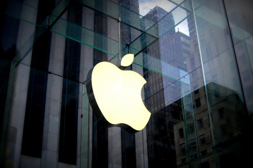 Bloomberg: в конце 2025 года Apple будет продавать доступную версию очков дополненной реальности