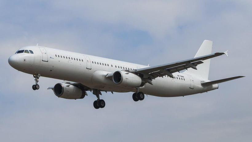 Пассажирский Boeing из Улан-Удэ с неисправностями шасси совершает аварийную посадку в Шереметьево