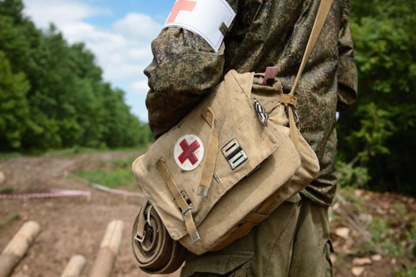 E1.RU: В Екатеринбурге не хотят комиссовать наполовину ослепшего и оглохшего бойца РФ