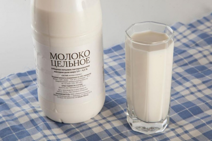 Диетолог Барел порекомендовала ограничить употребление цельного молока при сердечно-сосудистых заболеваниях