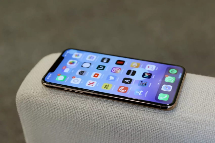 В Новосибирске мужчине продали заблокированный iPhone за 50 тыс рублей