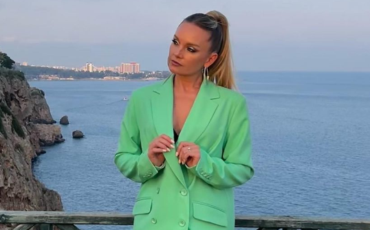 Настя Крайнова рассказала, что Юлия Михальчик ненавидела ее из-за симпатий продюсера Шульгина