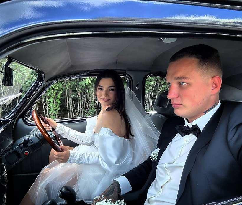 Ушедший от жены с двумя детьми блогер Эдвард Бил снова женился