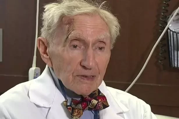 WP: 101-летний невролог из США Говард Такер поделился секретом своего долголетия