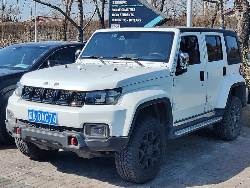 В ноябре в Китае начнутся продажи нового поколения внедорожника Beijing BJ40