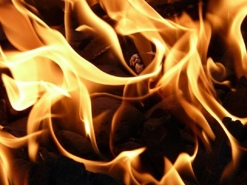 News24: При пожаре в многоэтажном доме в ЮАР погибли не менее 20 человек