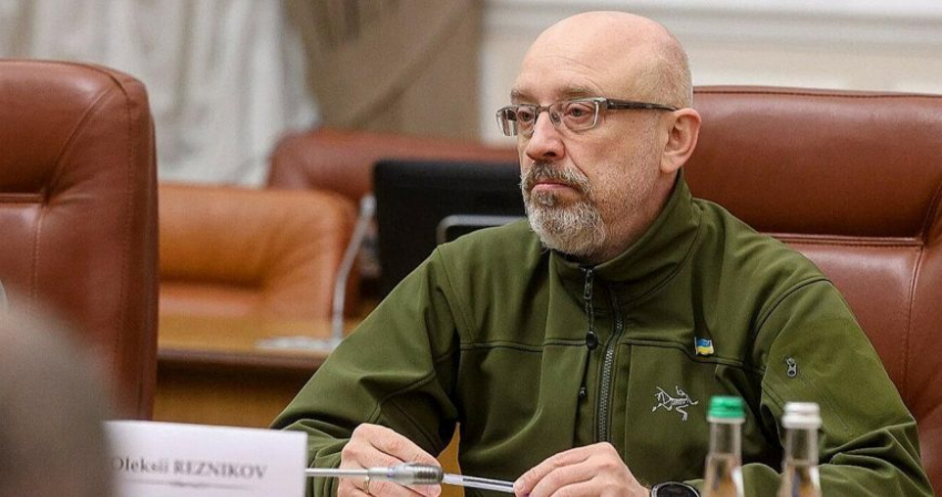 На Украине министра обороны Резникова хотят отправить в ссылку в Лондон и заменить его Будановым
