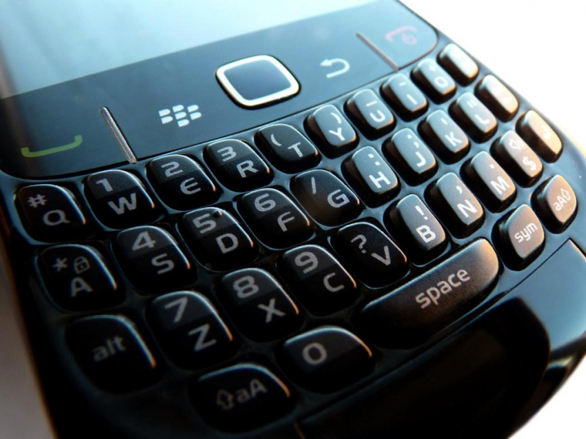 Reuters: Частная инвестиционная компания Veritas Capital решила поглотить BlackBerry