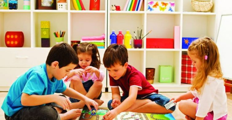 Как выбрать подарочную игру для детей: виды и типы игр