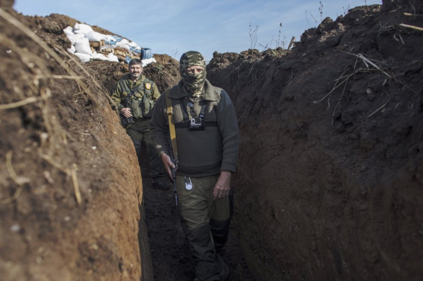 Марочко проинформировал о том, что украинские военные возводят линию обороны под Харьковом
