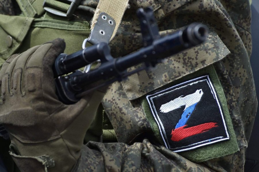 Депутат Госдумы: ставшего отцом-одиночкой участника СВО из Курганской области захотели вернуть на фронт