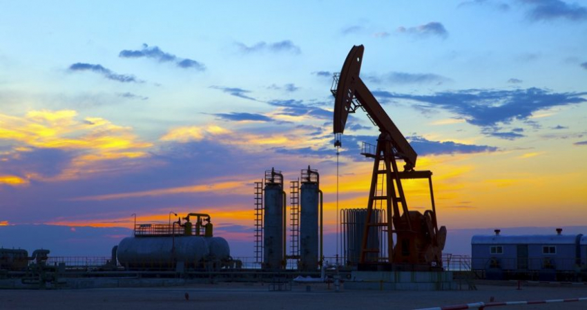 Как сокращение добычи нефти сыграло на руку России и Саудовской Аравии