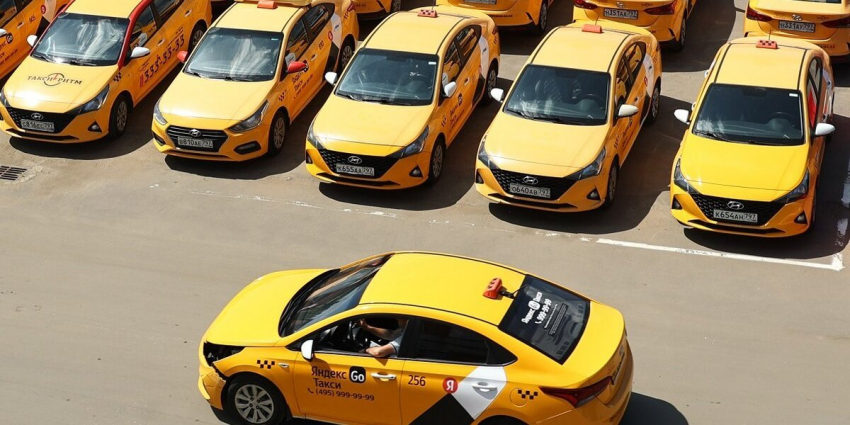 В «Яндекс.Такси» объяснили, кому блокируют доступ к сервису: за что можно получить бан и как его избежать