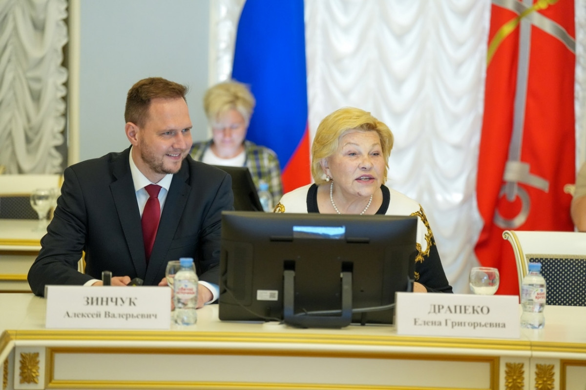 Драпеко нашла причину запретить мероприятия вроде «голой» вечеринки Ивлеевой