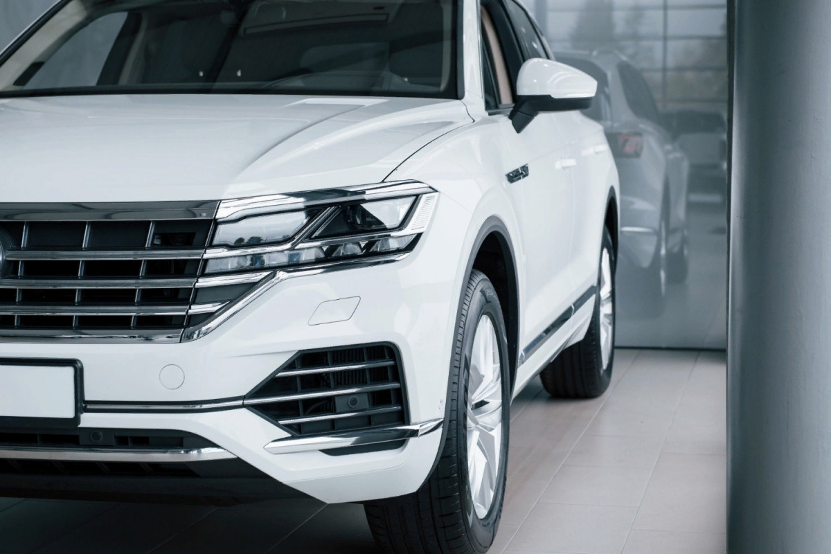 Найдены 5 машин на рынке России, подешевевших к Новому году