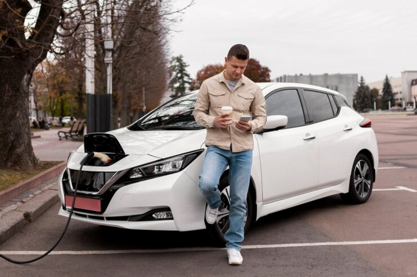 Нашелся новый автомобиль от Dongfeng, который вдвое дешевле «Москвича 3e»