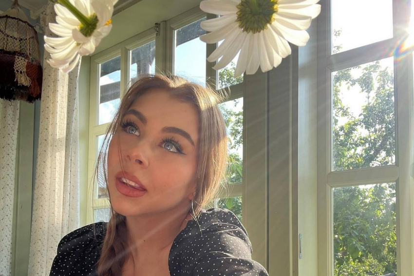 «Я не вторая Пугачева»: В РФ нашлась новая певица, и это племянница Максима Галкина