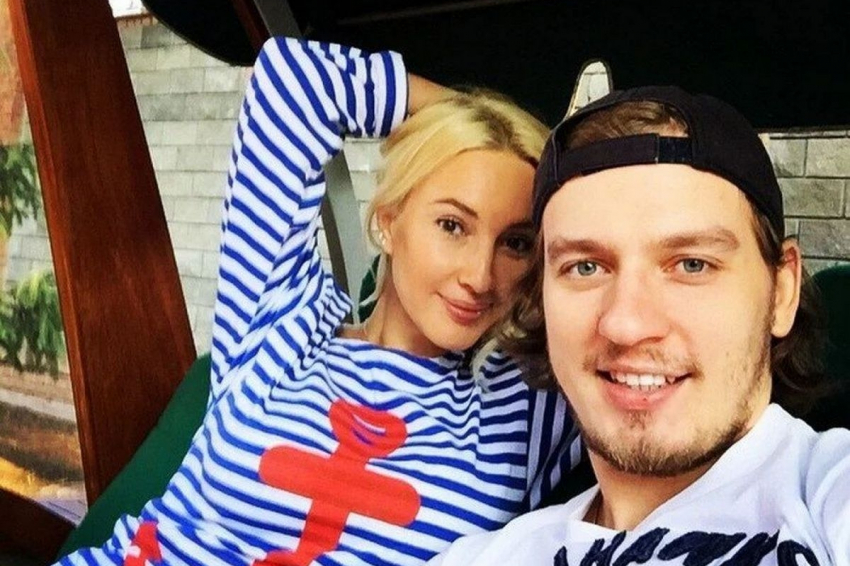 «Как некрасиво»: Лера Кудрявцева раскрыла истину, как пьяный муж затопил роскошную квартиру