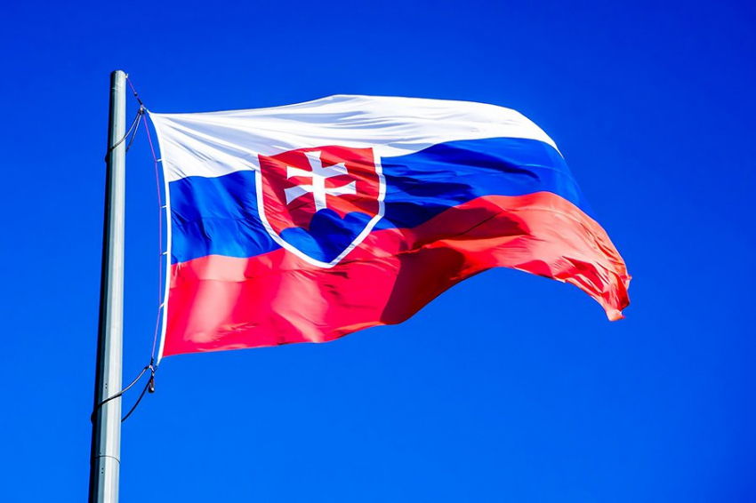 Правота России идет на Запад через Словакию