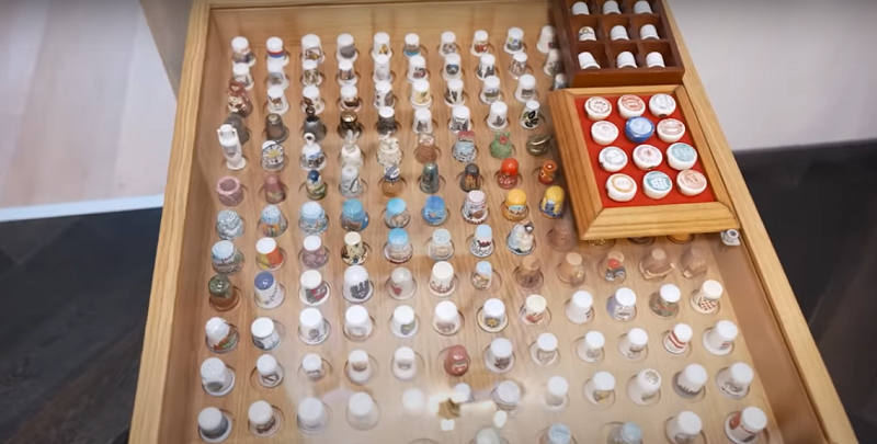 Митя Фомин показал свой загородный дом: Лаура Джугелия отметила наличие интересных экспонатов