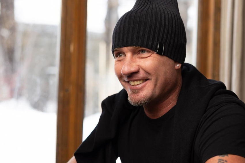 В сети провели премьеру и запустили трейлер документального фильма о Костомарове