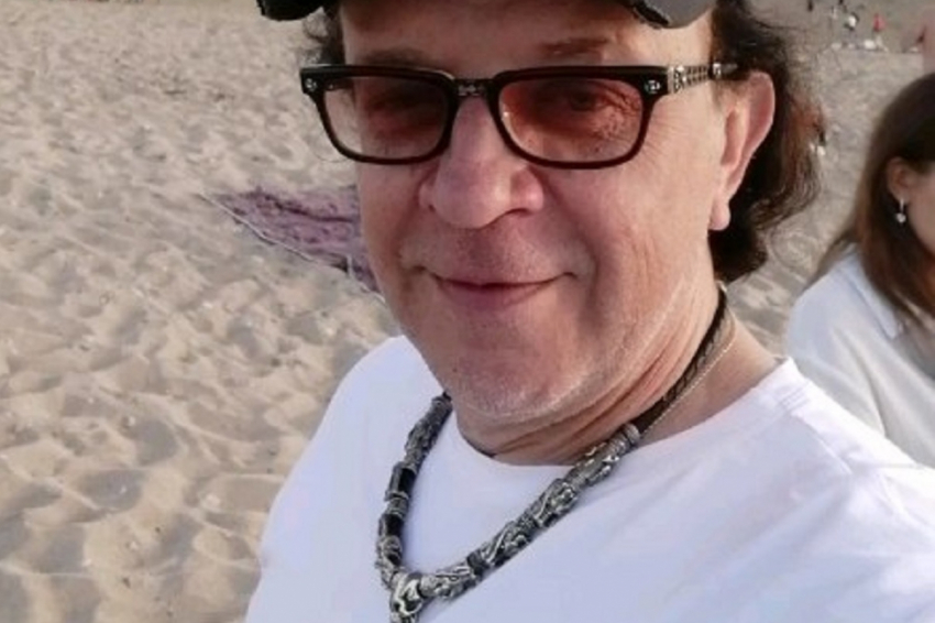 Певец Жуков объяснил популярность у молодежи песен из 90-х