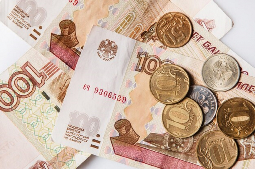 Ветеранам труда в 2024 году положена единовременная денежная помощь. Инструкция, как ее можно получить
