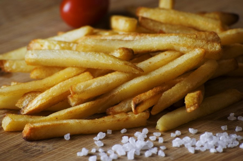 Перечислены продукты, повышающие риск развития болезни Альцгеймера