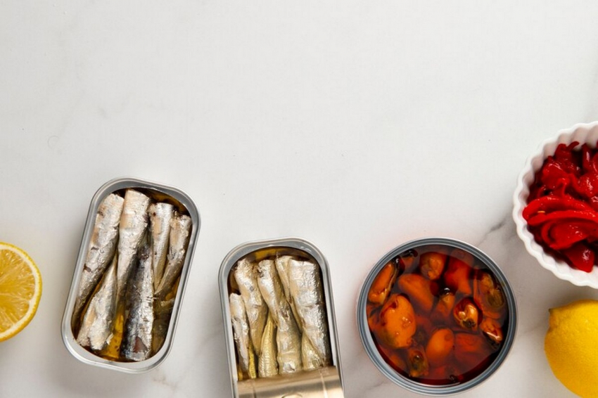 Химик дал ответ: содержат шпроты канцерогены или нет