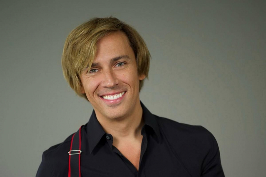 Иноагент Максим Галкин снялся в рекламном видеоролике в новом имидже с усами